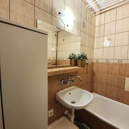 Apartment Mieszkanie Niedaleko Plazy - Wyscigi